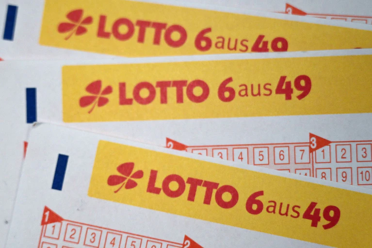 Sechs Richtige reichten für einen Millionengewinn in der zweithöchsten Spielklasse. (Symbolbild) — © Federico Gambarini/dpa