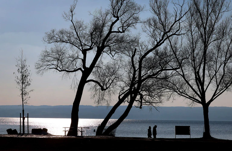 Am Samstag erwartet der DWD vermehrt Auflockerungen. (Archivbild) — © Karl-Josef Hildenbrand/dpa