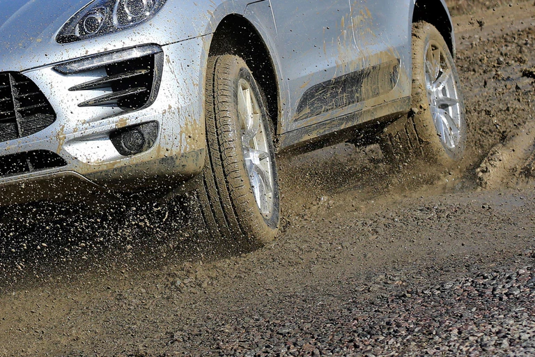 Der Allradanteil unter den Neuzulassungen ist das dritte Jahr in Folge leicht gefallen.  — © Jan Woitas/dpa-Zentralbild/dpa