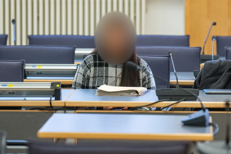 Die 37 Jahre alte Krankenschwester ist für Mord und Mordversuch verurteilt worden. (Archivbild) — © Armin Weigel/dpa