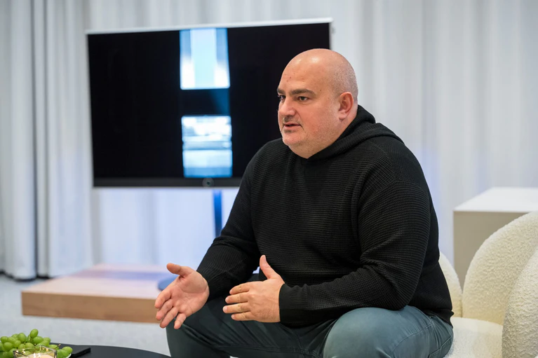 Aslan Khabliev übernahm Loewe 2019. — © Daniel Vogl/dpa