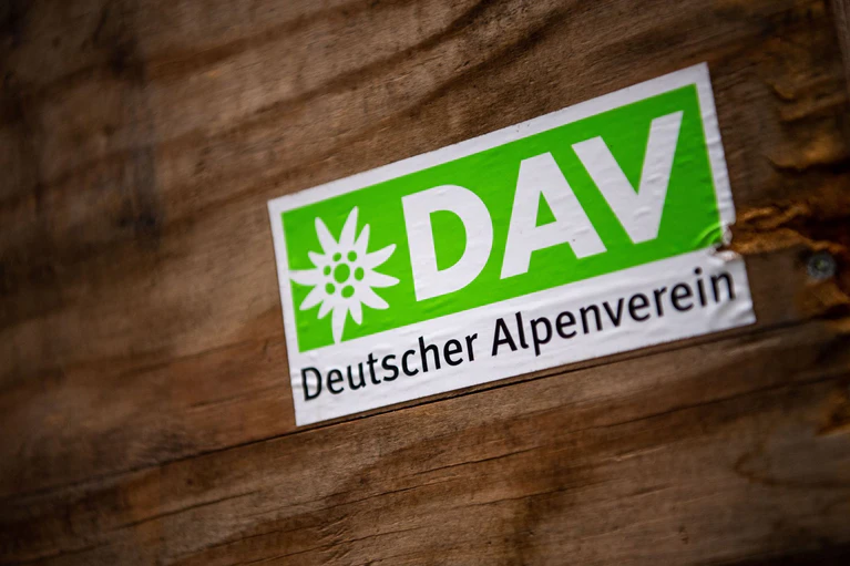 Der Deutsche Alpenverein hat mehr als 1,5 Millionen Mitglieder. (Archivbild) — © Lino Mirgeler/dpa