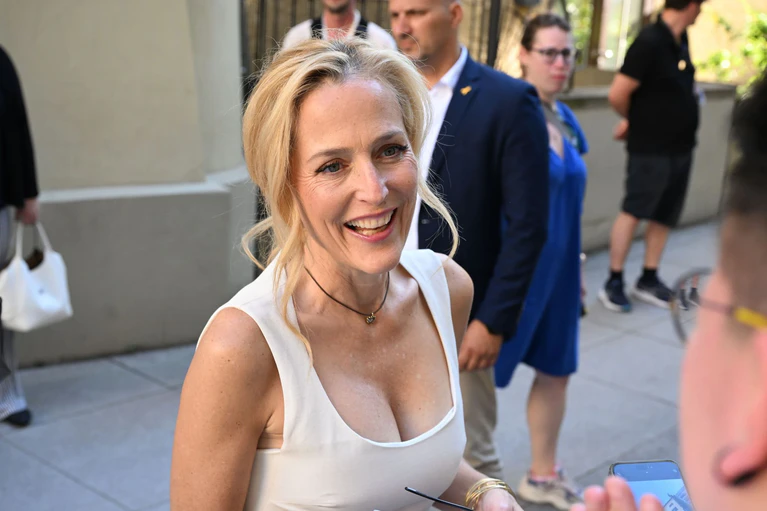 Gillian Anderson («Akte X») ist beim Filmfest München mit dem Ehrenpreis Cine Merit Award ausgezeichnet worden. — © Felix Hörhager/dpa
