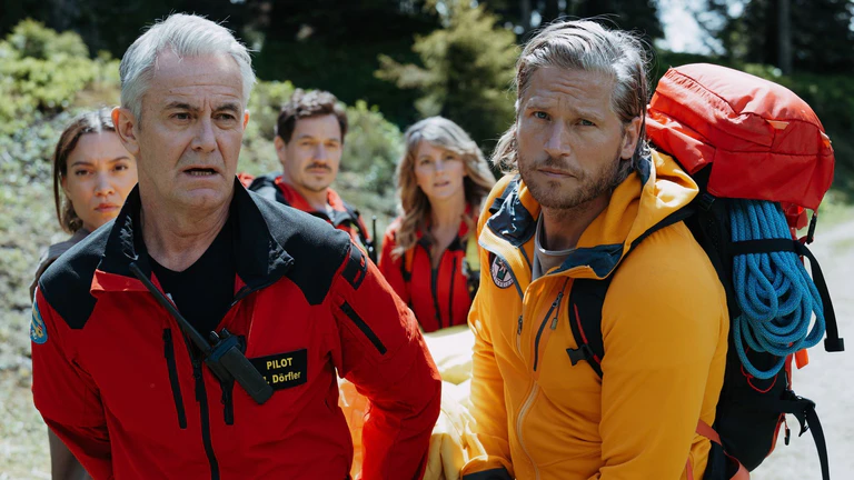  «Die Bergretter» gehen in eine neue Staffel.  — © Sabine Finger/ZDF/dpa