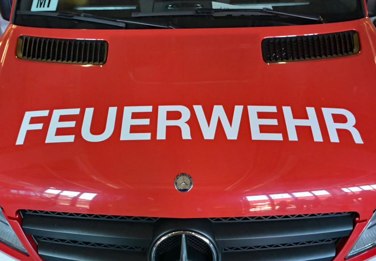 Ein Doppelhaus in Traunreut hat gebrannt. (Symbolbild)
 — © Malin Wunderlich/dpa