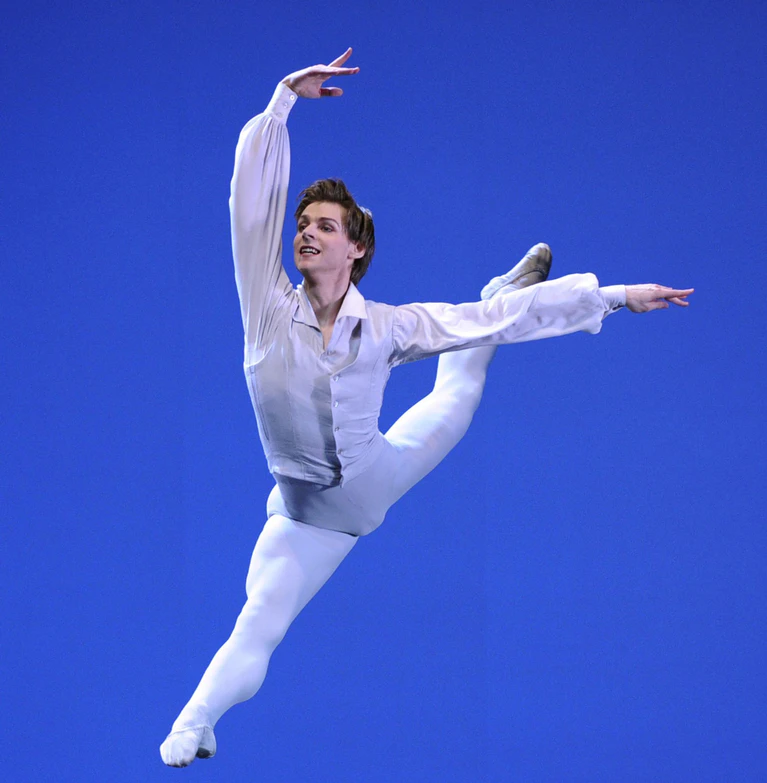 Der prominente Balletttänzer Wladimir Schkljarow ist in St. Petersburg nach Angaben des Mariinski-Theaters auf tragische Weise ums Leben kommen. (Archivbild) — © Rainer Jensen/dpa