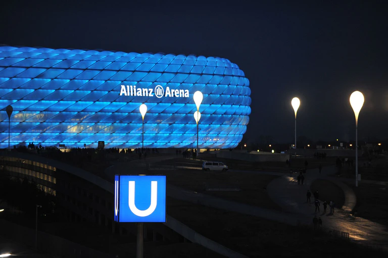 Die Anfahrt mit der U-Bahn zur Allianz Arena wird am Mittwoch voraussichtlich nicht möglich sein. (Archivbild) — © picture alliance / dpa