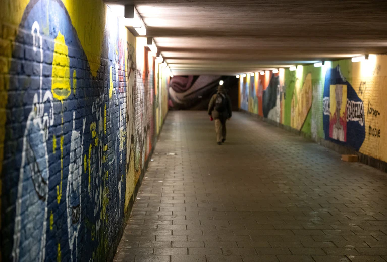 Graffitis und Tags verursachen Jahr für Jahr enormen Schaden. (Symbolbild) — © Sven Hoppe/dpa