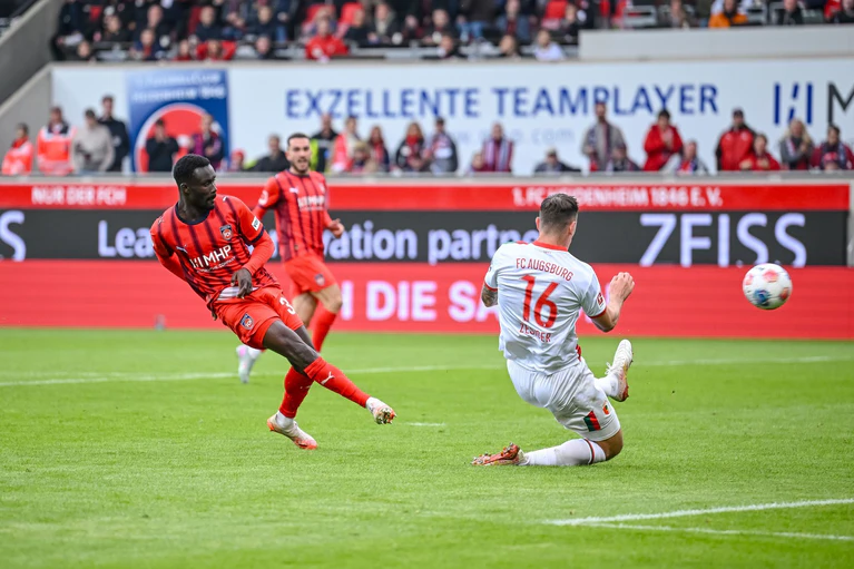 Sirlord Conteh trifft zum 2:0. — © Harry Langer/dpa