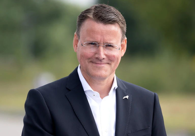 MAN-Chef Alexander Vlaskamp. Der Lkw-Hersteller nimmt in Nürnberg die Serienproduktion seiner letzten Dieselmotor-Generation für schwere Lastwagen auf. (Foto: Archiv) — © Sven Hoppe/dpa