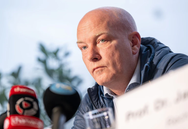 Vor dem Landgericht München I steht die teilweise Neuverhandlung des Parteispenden-Prozesses gegen den früheren Regensburger OB Joachim Wolbergs aus dem Jahr 2018/19 an. (Archivbild) — © Peter Kneffel/dpa