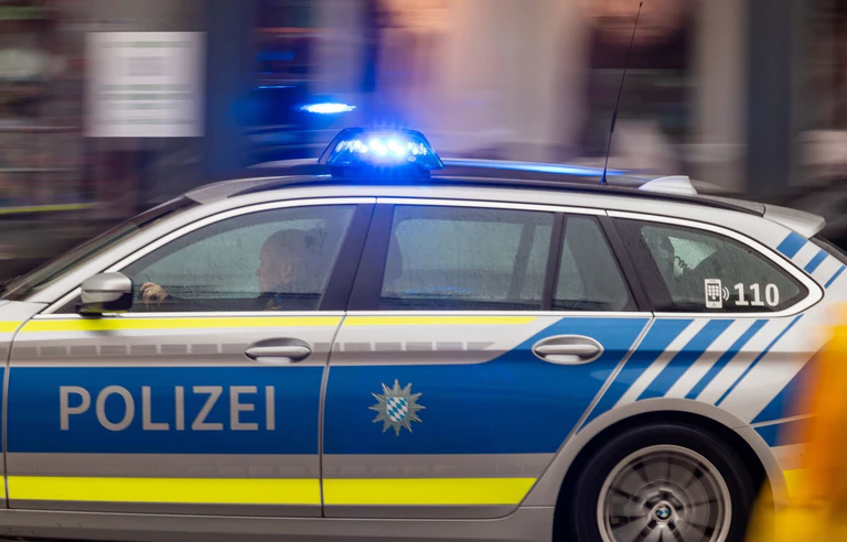 Für die 59-Jährige kam jede Hilfe zu spät. (Symbolbild) — © Peter Kneffel/dpa