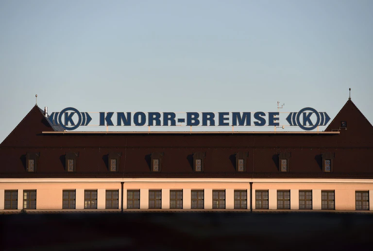 Knorr-Bremse will Stellen abbauen. (Archivbild) — © Andreas Gebert/dpa