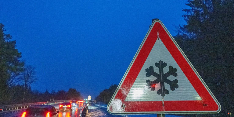 Es soll wieder schneien in Bayern. (Archivbild) — © Stefan Puchner/dpa