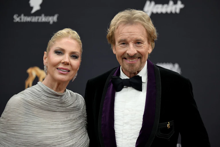 Thomas Gottschalks Frau Karina saß im Publikum. (Archivbild) — © Felix Hörhager/dpa