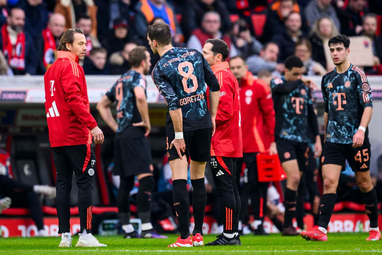Laut Goretzka ist seine Oberschenkelverletzung nicht schlimm. — © Tom Weller/dpa
