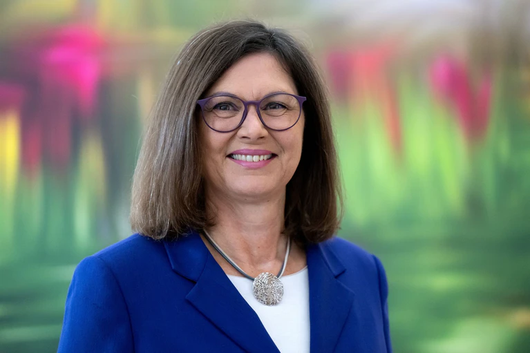 Die Diäten der Abgeordneten in Bayern steigen zum 1. Juli um 4 Prozent. Landtagspräsidentin Ilse Aigner (CSU) informierte darüber den Ältestenrat des Landtags. (Archivbild) — © Sven Hoppe/dpa