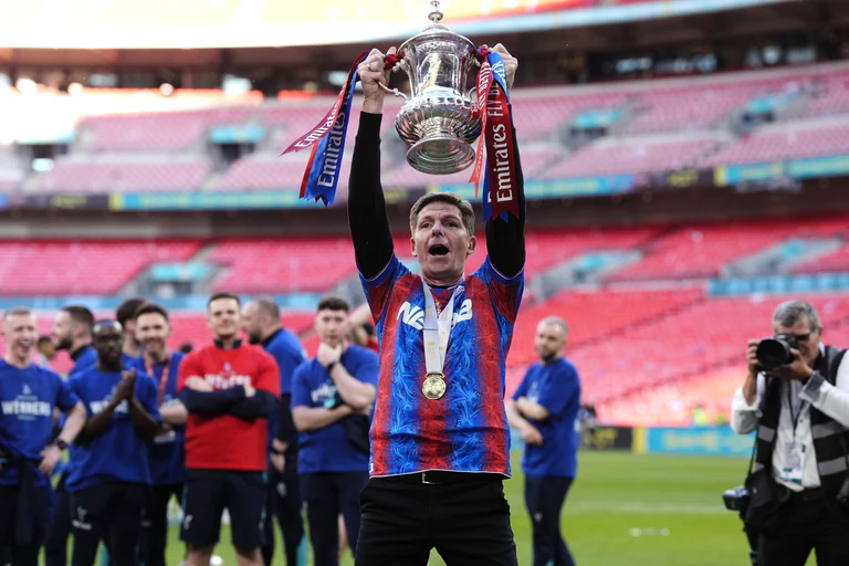 Crystal Palace um Ex-Bundesliga-Trainer Oliver Glasner gewann in der vergangenen Saison den englischen Pokal. (Archivbild) — © Nick Potts/PA Wire/dpa
