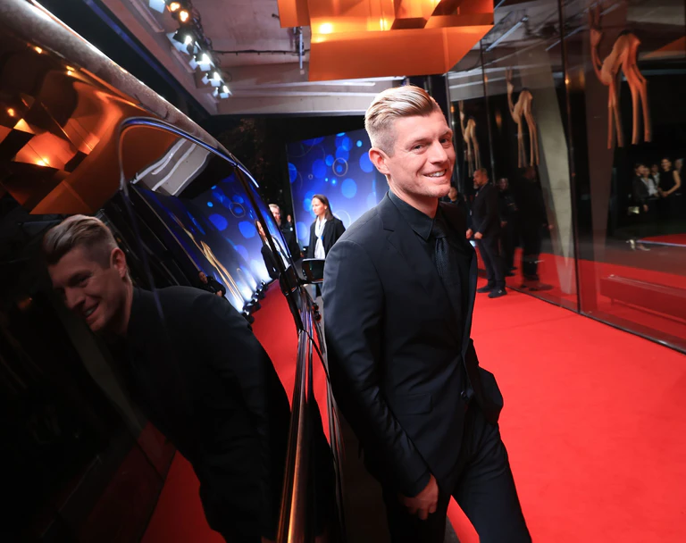 Tonni Kroos ist «Bambi»-Preisträger in der Kategorie Sport. — © Karl-Josef Hildenbrand/dpa