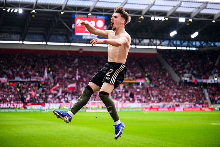 Siegtorschütze in Freiburg: Bayerns Lennart Karl. — © Tom Weller/dpa