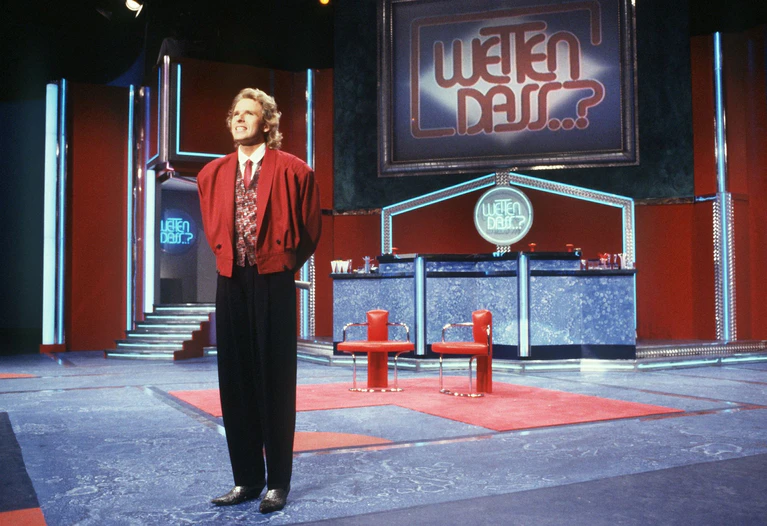Thomas Gottschalk damals bei seiner «Wetten, dass..?»-Premiere. (Archivbild) — © Jörg Schmitt/dpa