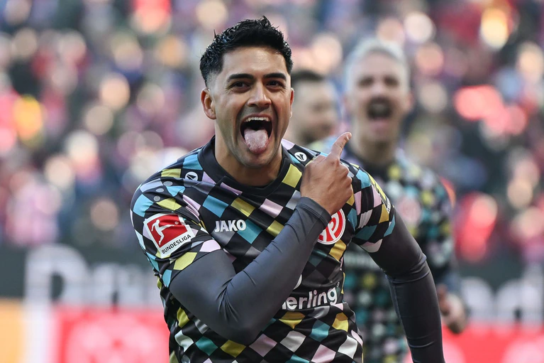 Hatte allen Grund zum Lachen: Nadiem Amiri. — © Florian Wiegand/dpa