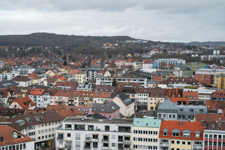 Bleibt Thomas Ebersberger Bayreuths OB? Oder setzt sich Andreas Zippel in der Stichwahl durch? (Symbolbild) — © Daniel Vogl/dpa