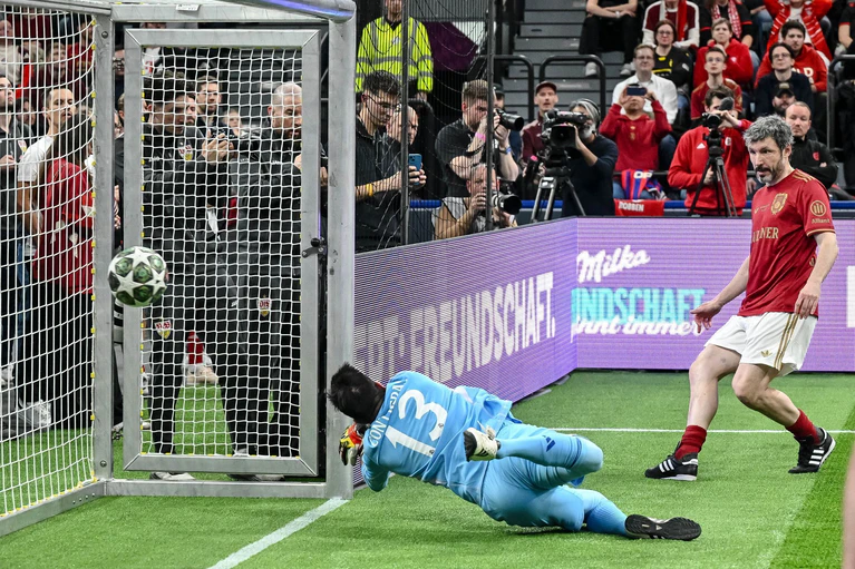 Das Finale wird zu einer klaren Sache. — © Harry Langer/dpa