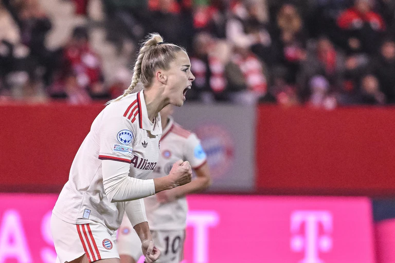 Sehenswerter Treffer gegen den HSV: Bayern-Star Giulia Gwinn. (Archivbild) — © Harry Langer/dpa