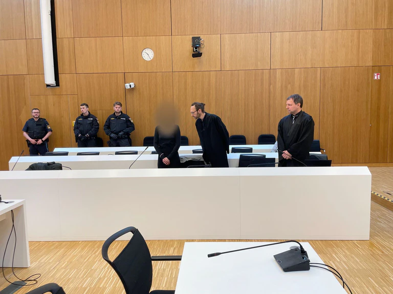 Der Prozess findet vor dem Staatsschutzsenat des Oberlandesgerichts München statt (Archivbild). — © Alf Meier/dpa