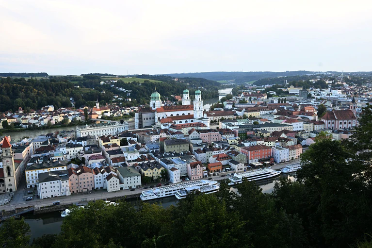 In Passau gab es bei der Kommunalwahl eine Stichwahl zwischen den Kandidaten von SPD und CSU. (Archivbild)  — © Felix Hörhager/dpa