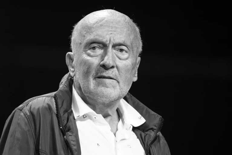 Speerwurf-Olympiasieger Klaus Wolfermann ist im Alter von 78 Jahren gestorben. — © Sven Hoppe/dpa