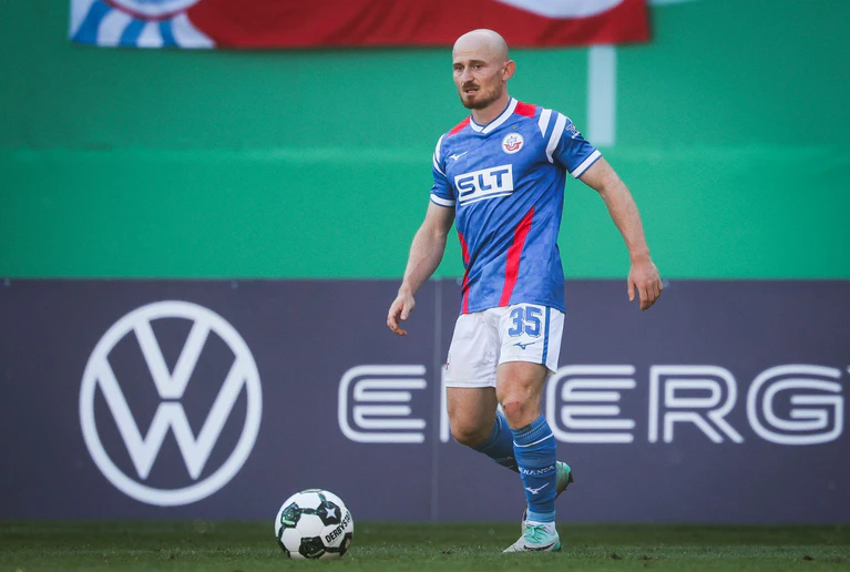 Schoss sein erstes Tor für Hansa Rostock: Neuzugang Maximilian Krauß. — © Christian Charisius/dpa