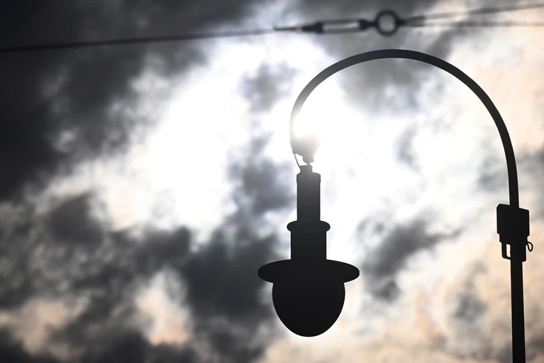 Das Wochenende bringt einen Sonne-Wolken-Mix. (Symbolbild) — © Felix Hörhager/dpa