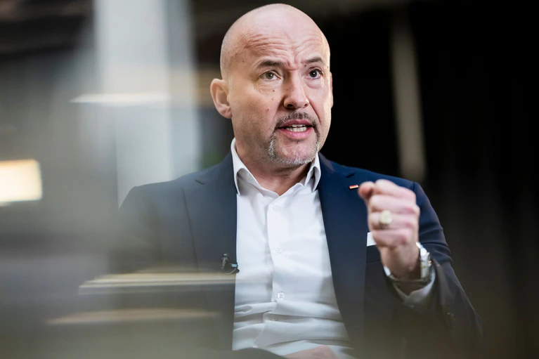Für CSU-Landesgruppenchef Alexander Hoffmann ist es die erste Klausur der CSU-Landesgruppe, die er leitet. Am 6. Januar geht es in Kloster Seeon los. (Archivbild) — © Christoph Soeder/dpa