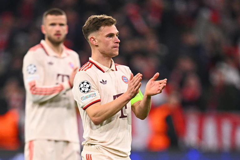 Unterschreibt wohl einen neuen Vertrag beim FC Bayern: Joshua Kimmich — © Tom Weller/dpa