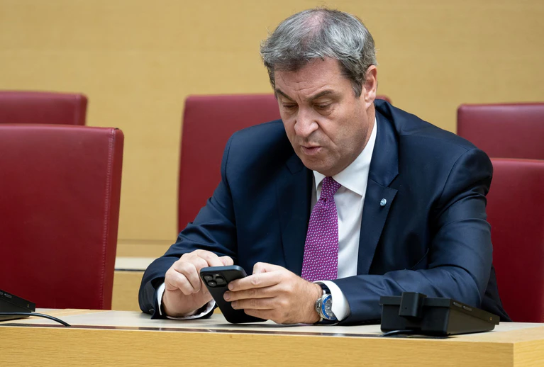 Markus Söder stellt sich gegen einige Unionskollegen. (Archivbild) — © Sven Hoppe/dpa