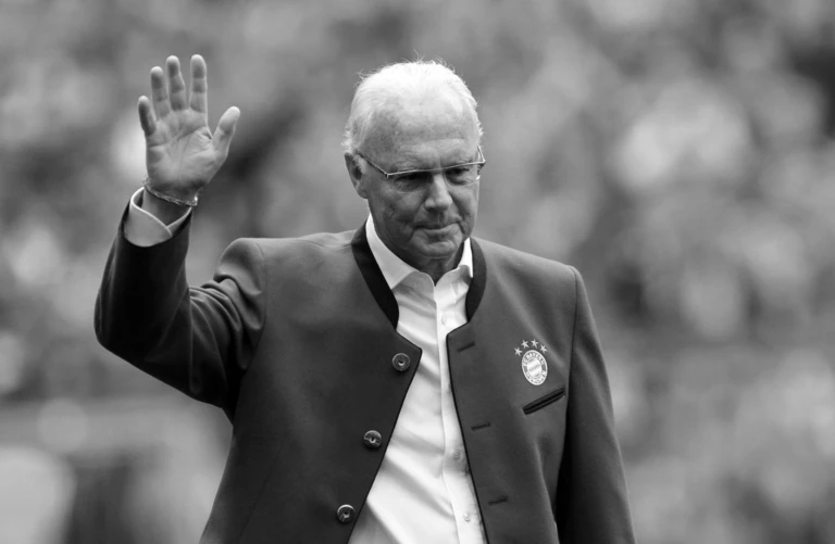 DFB und DFL wollen den Supercup laut Medien nach Franz Beckenbauer benennen. — © Andreas Gebert/dpa