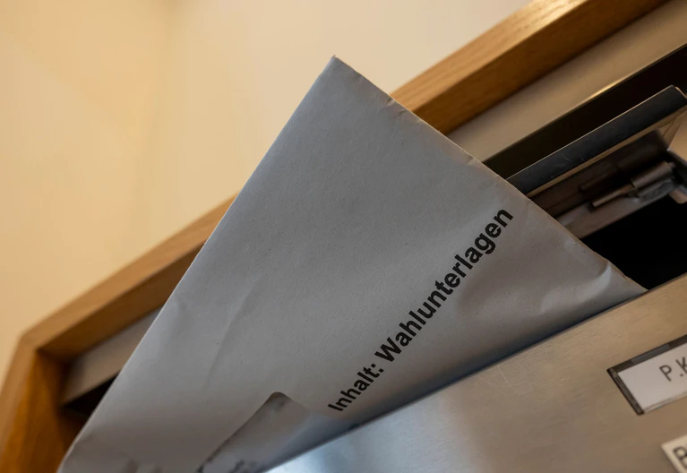 Am 8. März wird in Bayern in fast allen Kommunen gewählt. (Symbolbild) — © Peter Kneffel/dpa
