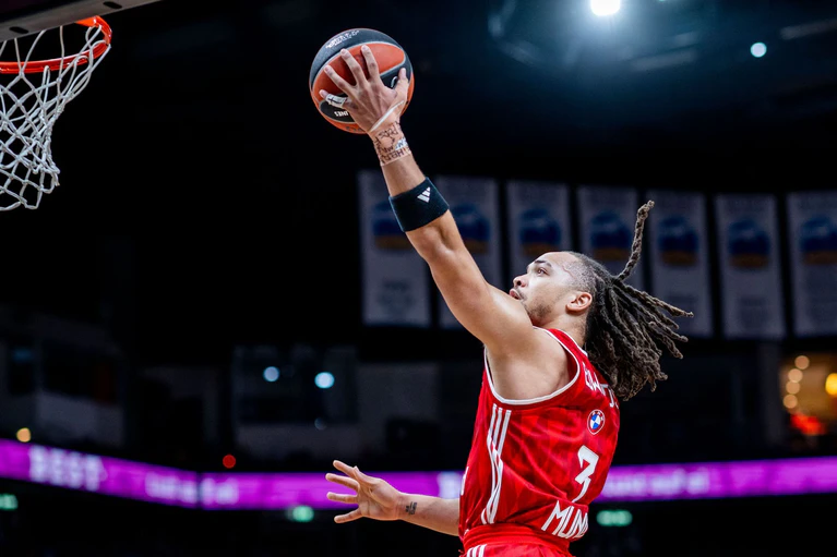 Carsen Edwards ist in dieser Saison der drittbeste Punktesammler der Euroleague. — © Julius Frick/dpa