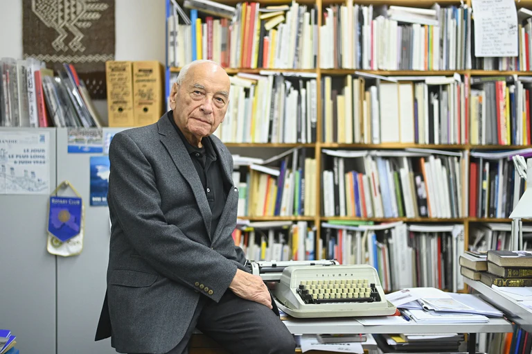 Wird 100 Jahre alt: Eugen Gomringer. (Archivbild) — © Nicolas Armer/dpa