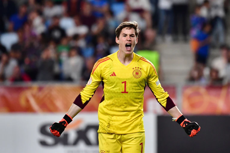 Ersatz gegen Bratislava? Max Schmitt. — © Marton Monus/dpa