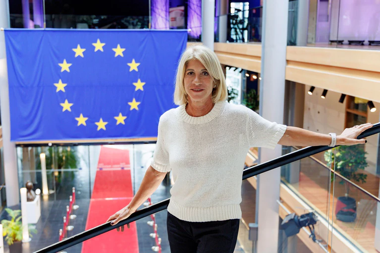 Carolina Morace wünscht sich mehr Fußballtrainerinnen wie Sabrina Wittmann. — © Roberto Monaldo/LaPresse via ZUMA Press/dpa