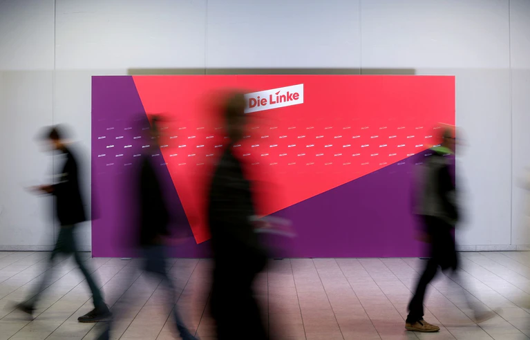 Die Linke erfreut sich auch in Bayern an einer steigenden Mitgliederzahl. (Illustration) — © Karl-Josef Hildenbrand/dpa