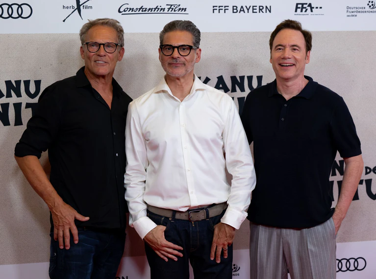 Christian Tramitz (l-r), Rick Kavanian und Michael «Bully» Herbig feiern zurzeit mit «Das Kanu des Manitu» einen riesigen Erfolg. (Archivbild) — © Sven Hoppe/dpa