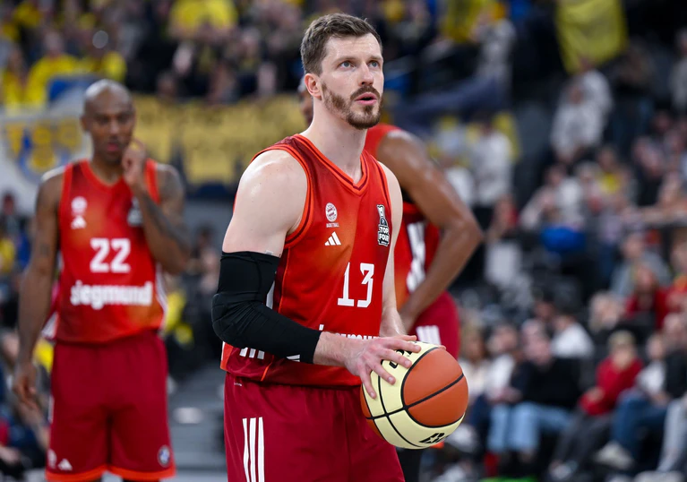 Andreas Obst und die Bayern-Basketballer haben das erste Spiel in den Bundesliga-Playoffs gewonnen. (Archivbild) — © Sven Hoppe/dpa