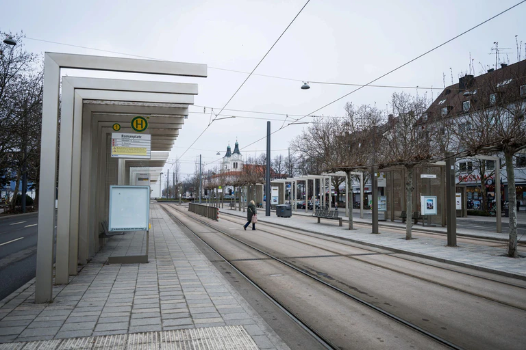 Die meisten Straßenbahnen fuhren am Streiktag vergangene Woche in München nicht. (Archivbild) — © Lukas Barth-Tuttas/dpa