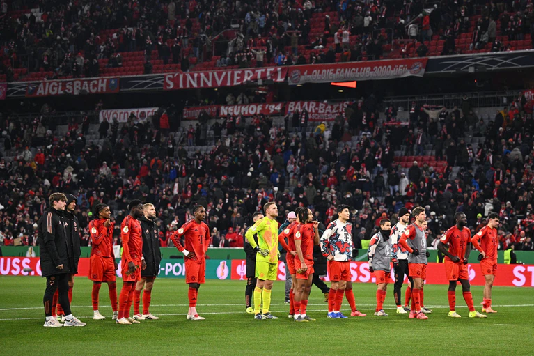 Der FC Bayern München scheidet im Pokal wieder früh aus. — © Tom Weller/dpa