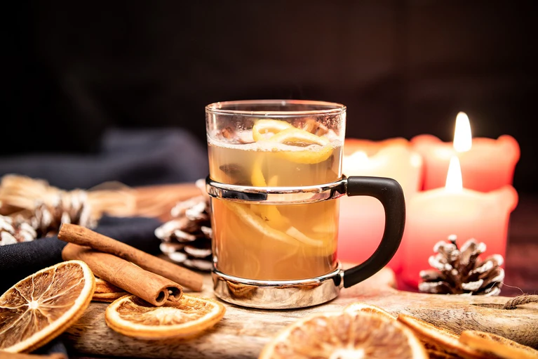 Glühwein — © Katja Heigl auf Pixabay