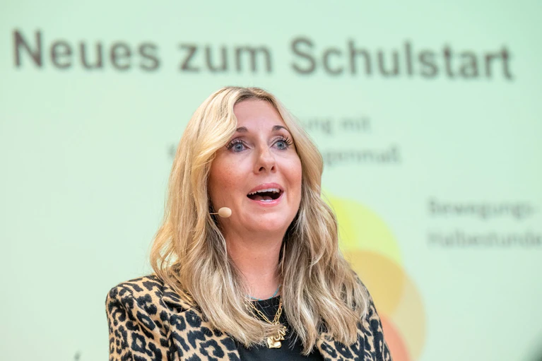 Stolz ist seit zwei Jahren Kultusministerin. — © Peter Kneffel/dpa